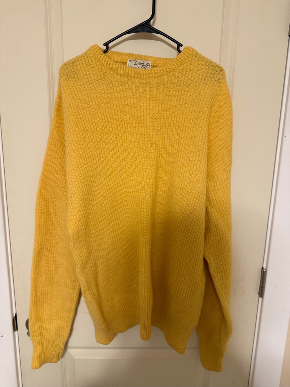 100% Pure Bright Yellow Ribbed Crewneck Sweater